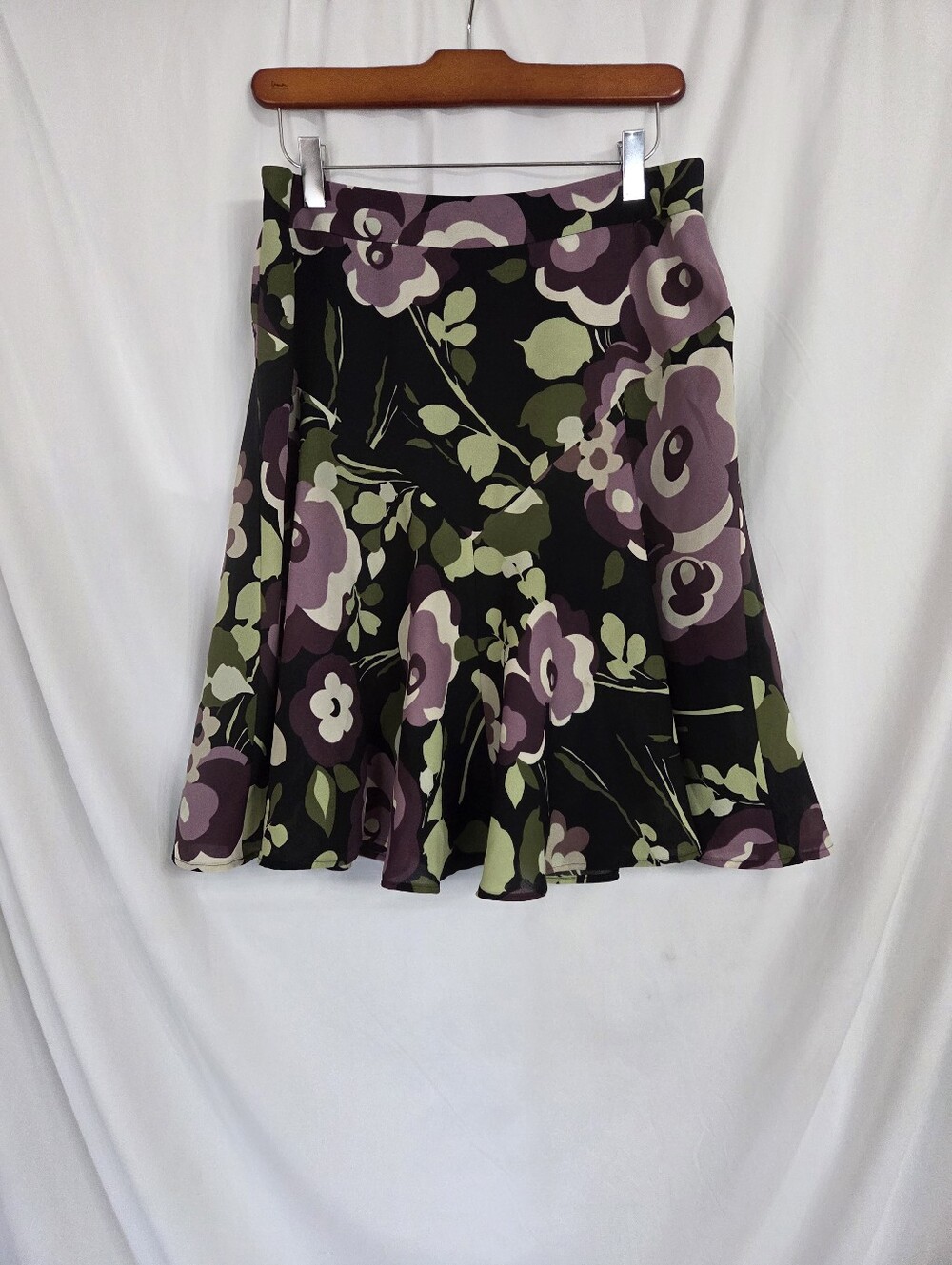 LOFT Floral A-Line Skirt in Black, Purple/ Green Print Lined Skirt Size 8P